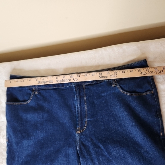 Old Navy High-Rise Super Skinny Dark Wash Jean Size 20 - Picture 5 of 8